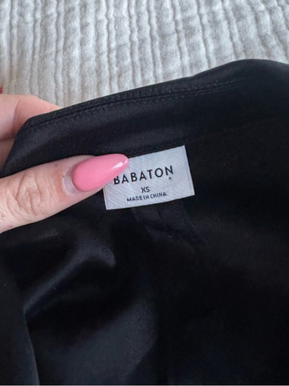 Babaton by Aritzia Black Satin Long Sleeve Blouse - Picture 5 of 6